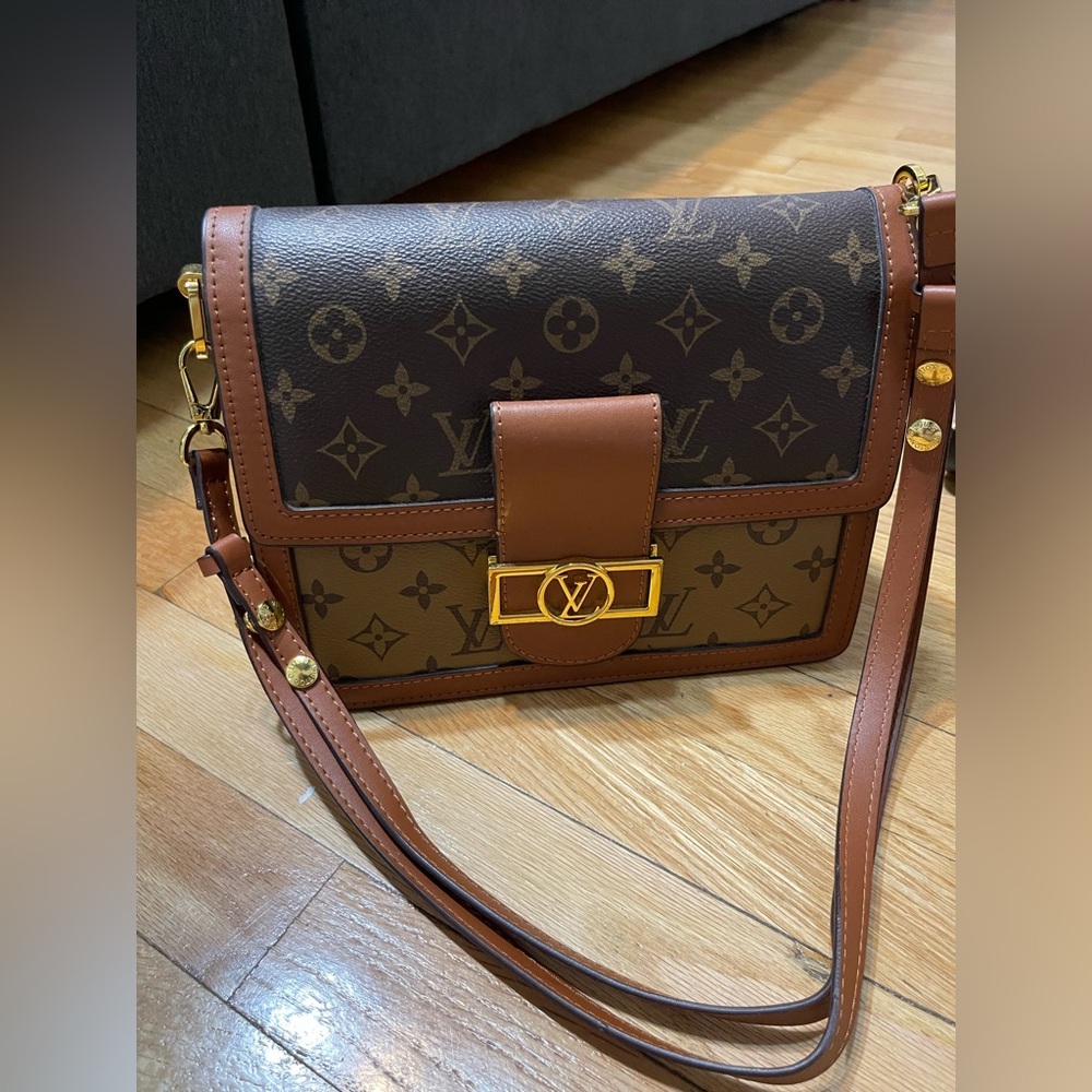 Black and brown shoulder bag